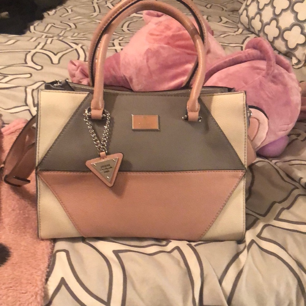 Cute New Spring Guess Shoulder Bag